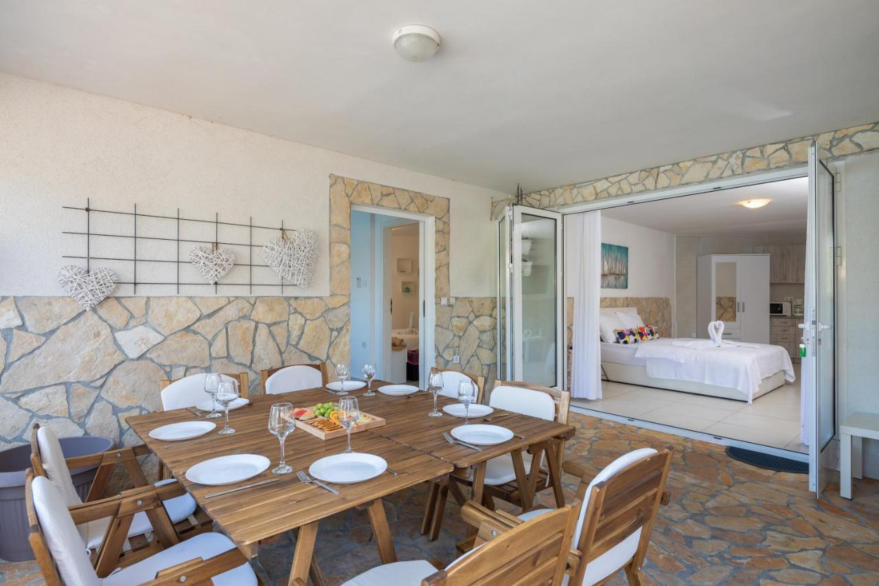 Estella Villa Apartments ロゴズニッツァ エクステリア 写真